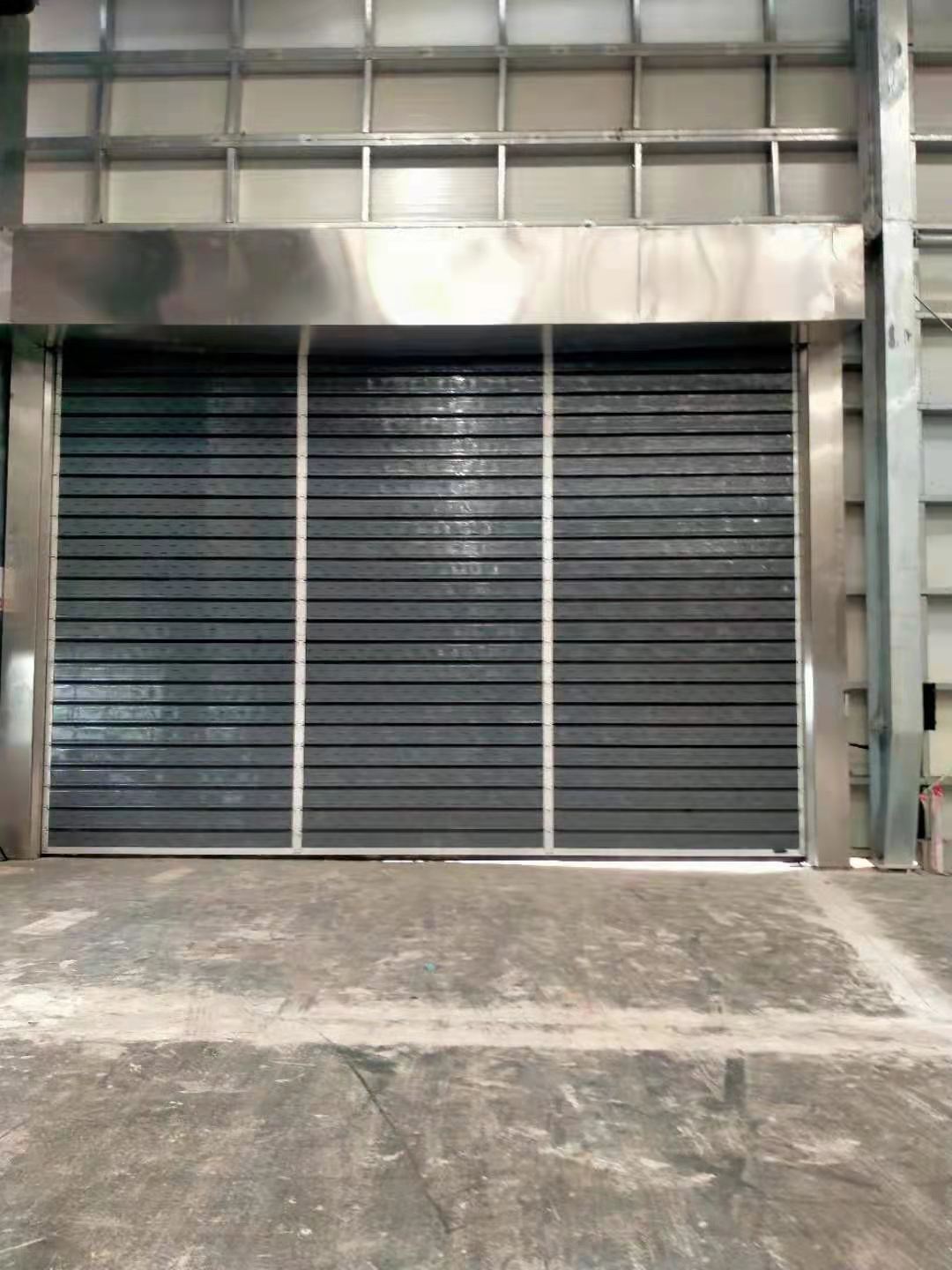 Oversize Aluminum Spiral Door